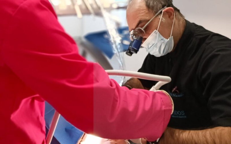 implantologia dentale eidos